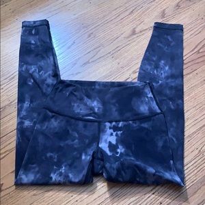 Lululemon Gray Black Tie Dye Wunder Unders